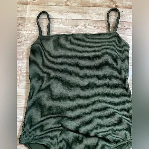 🆕 Kona Sol Women’s Pucker Textured Square Neck High Coverage One Piece Swimsuit - Picture 8 of 12